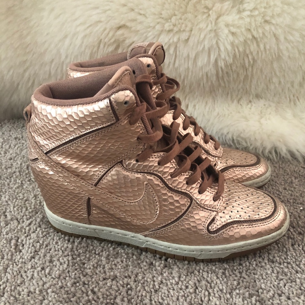 Rose gold wedge Nike sneakers!